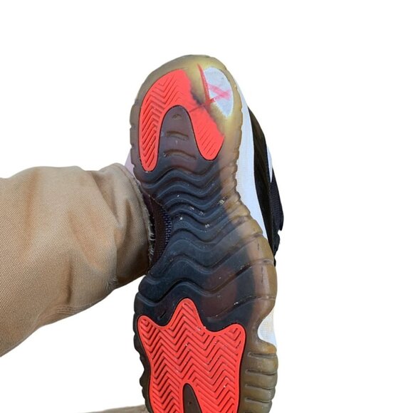 AIR Jordan 11 Retro Low Infrared 23 Size 6.5 - Picture 9 of 10